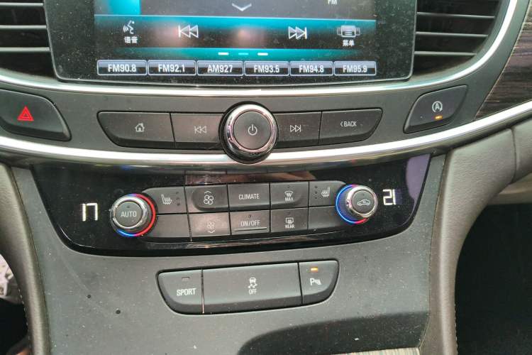 Used Buick LaCrosse 2016 Revised 20T Leading Edition Audio And AC Panel