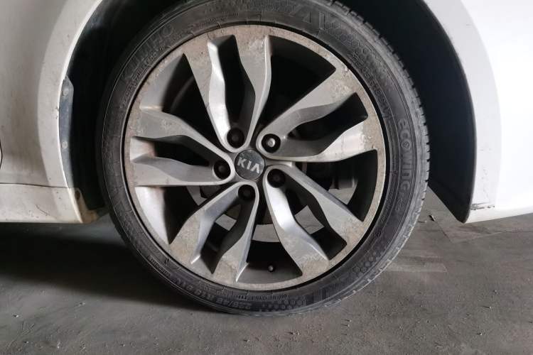 Used Kia K5 2014 2.0L Automatic LUXURY