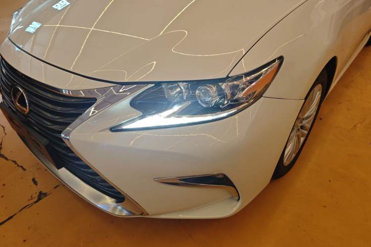 Used Lexus ES 2015 200 Elite Edition

