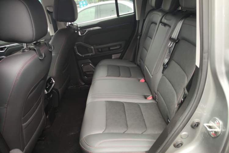 Used JETOUR Traveler 2023 2.0T All-Wheel-Drive CrossPRO