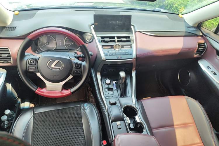 Used Lexus NX 2015 200 Front-Wheel Drive X-Trail SE Edition Center Console