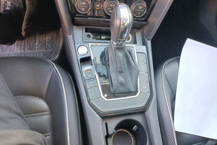 Used Volkswagen Lamando 2019 280TSI DSG Luxury Edition China VI Standard