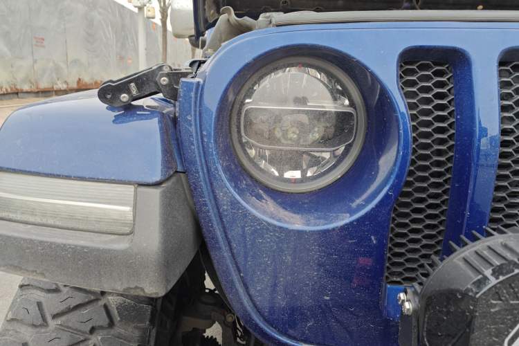 Used Jeep Wrangler 2019 2.0T Sahara 4-Door Version China V Standard
