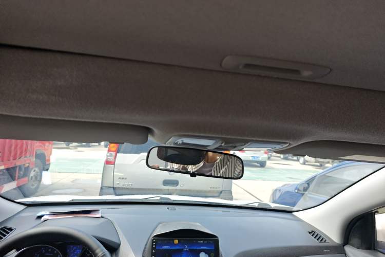 Used Hyundai ix35 2015 2.0L Automatic 2WD Smart Version China V Standard Headliner