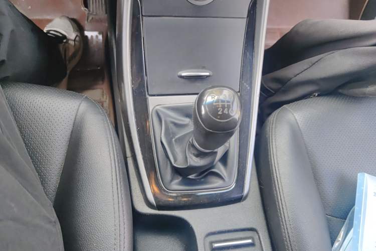 Used Hyundai Elantra (5th Generation / Langdong) 2015 1.6L Manual Leading Model Gear Lever