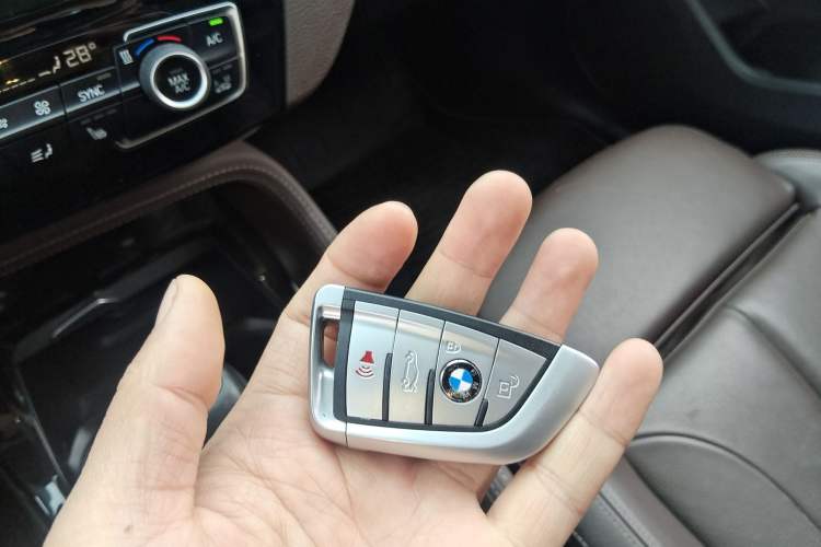 Used BMW X1 2016 sDrive20Li Luxury Model