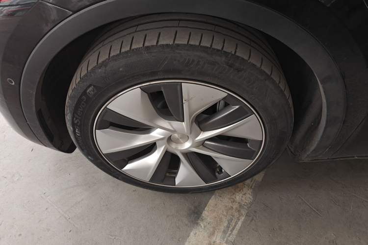 Used Tesla Model Y 2022 Rear-Wheel-Drive Version
