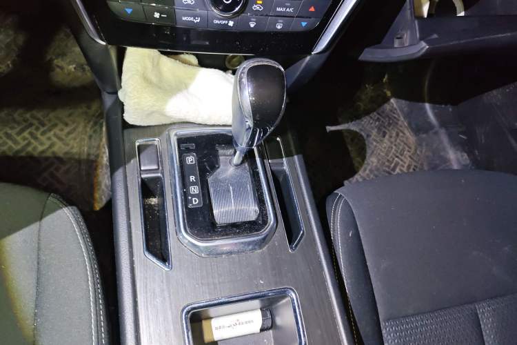 Used Venucia T90 2017 2.0L CVT Fashion Edition
