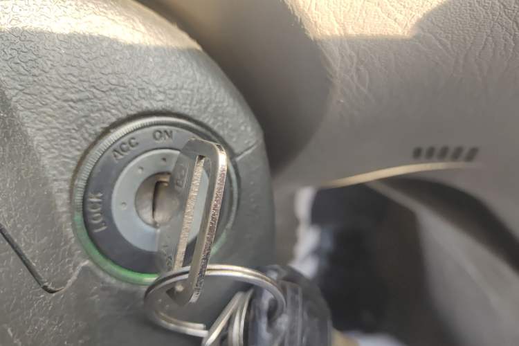 Used Geely Auto Vision 2013 1.5L Manual Comfort Model
