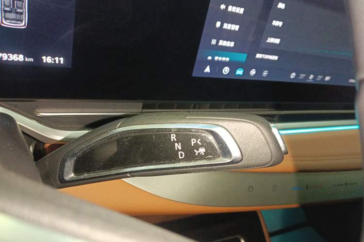 Used SAIC MAXUS Dajia 9 2024 Super Hybrid Long-Range Prairie Edition 7-Seater
