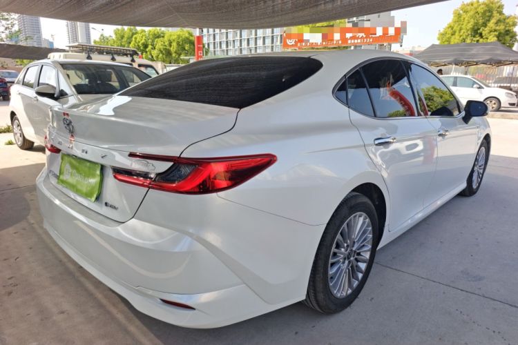 Used Toyota Camry 2024 Dual-Motor 2.0 HGVP Luxury Edition
