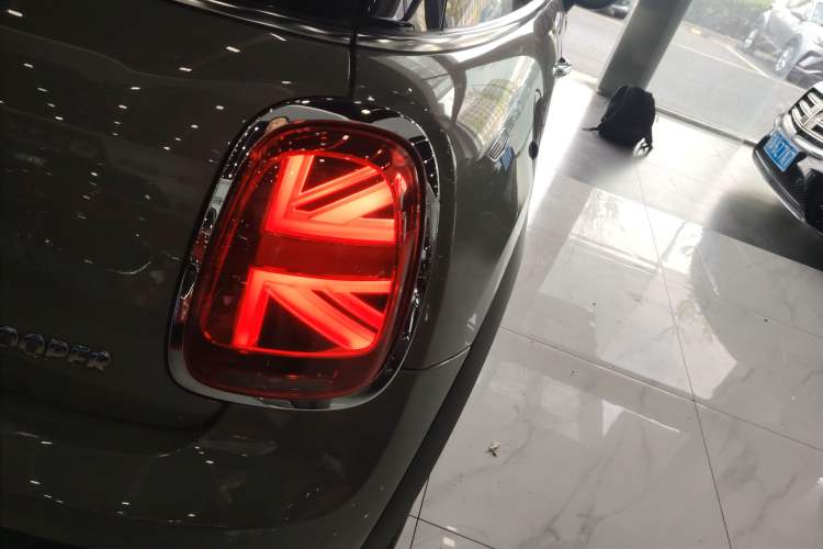 Used MINI 2022 Updated 1.5T COOPER Classic Edition Right Rear Taillight