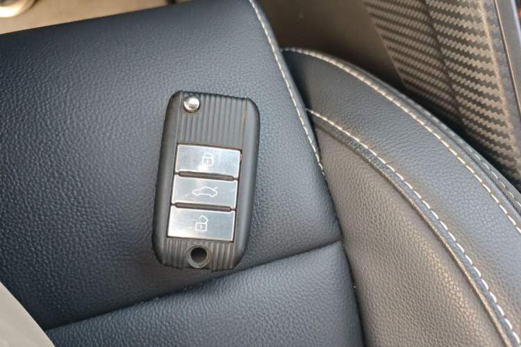 Used MG ZS 2019 1.5L Automatic Global Luxury Edition China VI Standard Vehicle Key