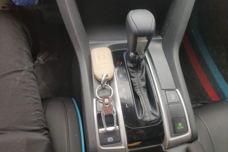 Used Honda Civic 2016 220TURBO CVT Luxury Edition