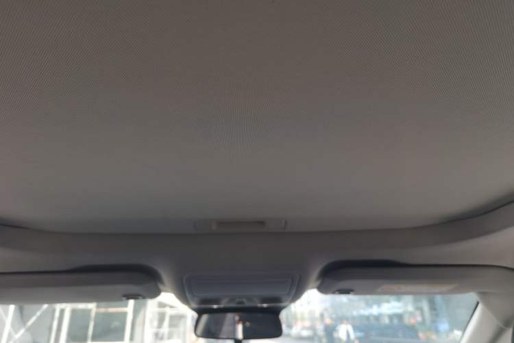 Used Ford Mondeo 2023 EcoBoost 180 Luxury Model Headliner