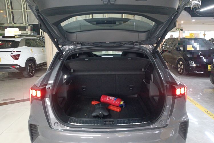 Used Lynk & Co 06 2023 Remix 1.5T Dynamic Halo
