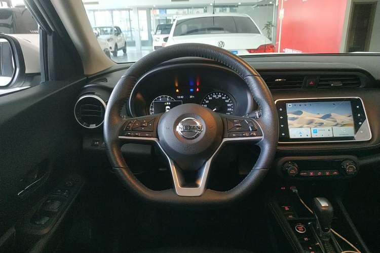 Used Nissan Kicks 2022 1.5L CVT XV Luxury Edition Steering Wheel