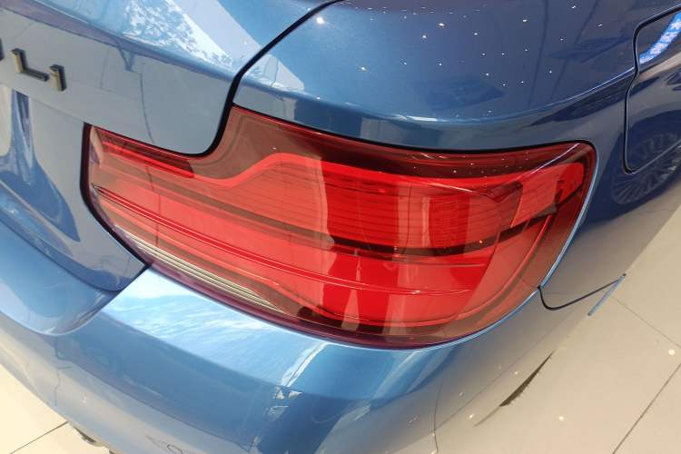 Used BMW 2 Series 2018 225i Convertible Coupe M Sport Edition Exterior 2