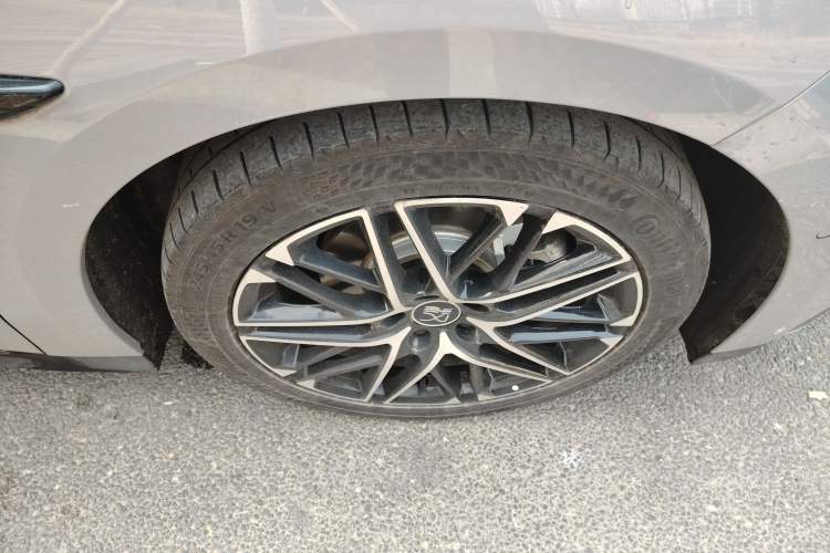 Used BYD Han 2025 EV Intelligent Driving Edition 605KM Prestige Model