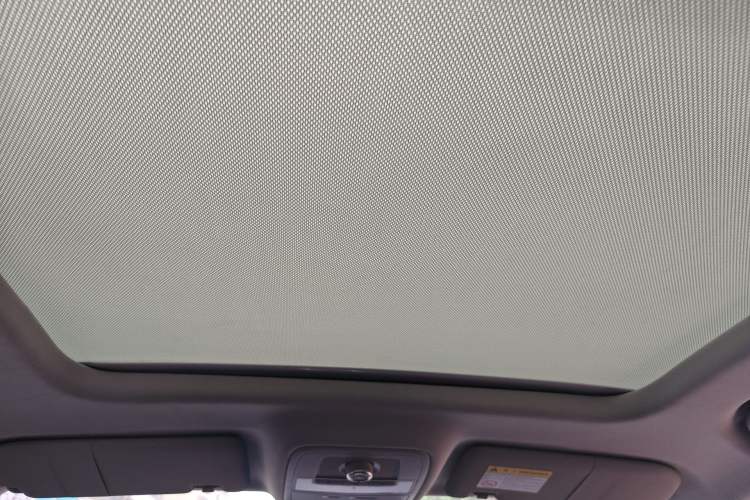 Used Roewe RX5 2020 20T Automatic 4G Connected Million Edition Headliner