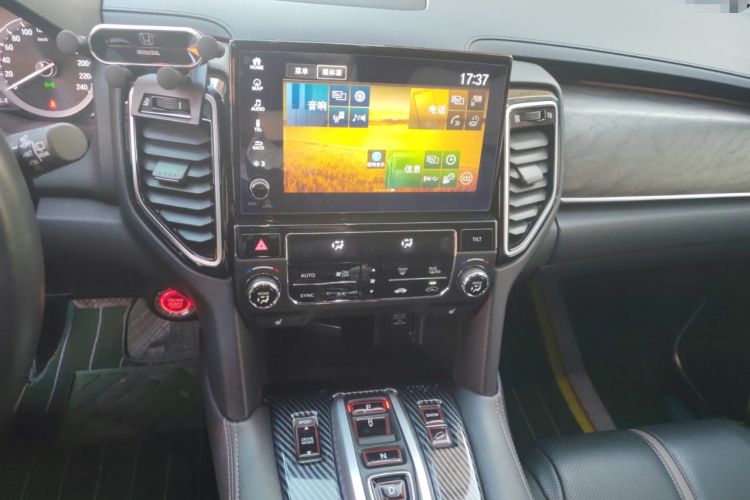 Used Honda UR-V 2020 370TURBO Two-Wheel Drive Luxury Edition Audio And AC Panel