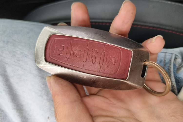 Used Haval M6 2019 1.5T DCT Two-Wheel Drive Elite Version China VI Standard Vehicle Key