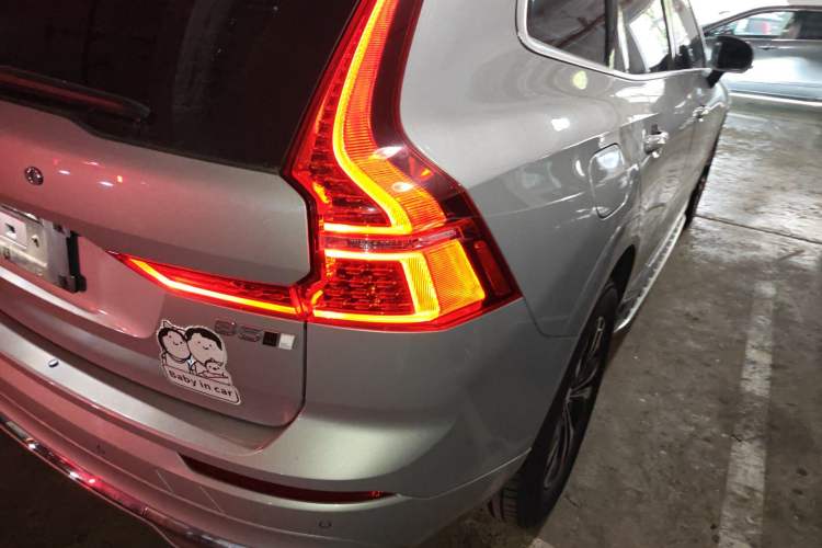 Used Volvo XC60 2022 B5 4x4 Zhiyi Luxury Edition Exterior 3