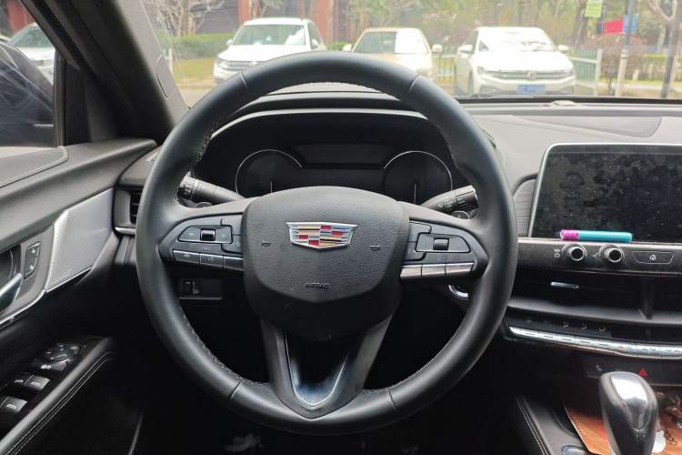 Used Cadillac CT4 2021 28T Luxury Model
