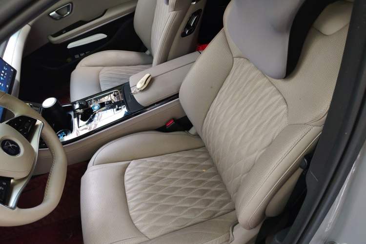 Used BYD Han 2025 DM-i Smart Drive 125KM Prestige Model