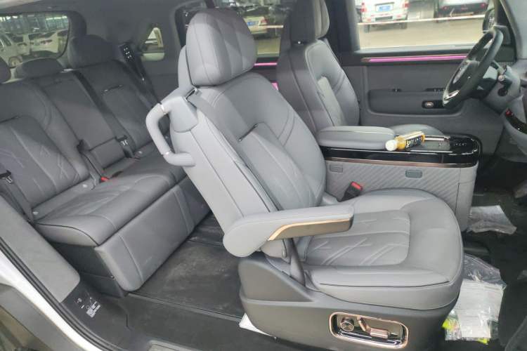 Used Zeekr MIX 2025 Intelligent Driving Version
