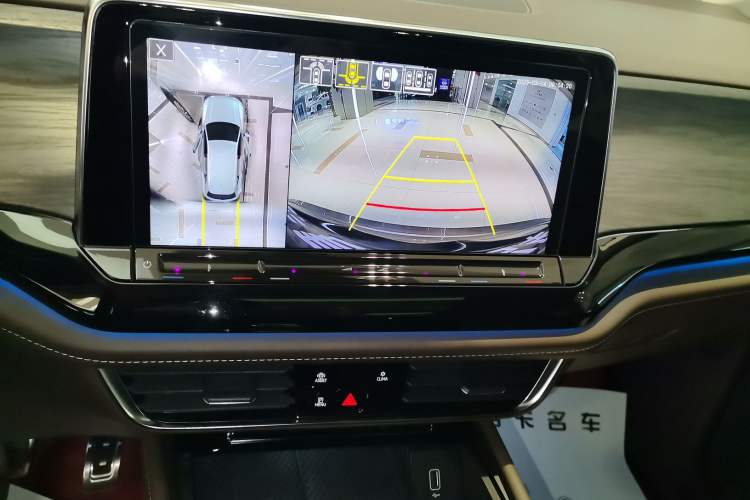 Used Volkswagen Viloran 2022 380TSI Prestige Edition
