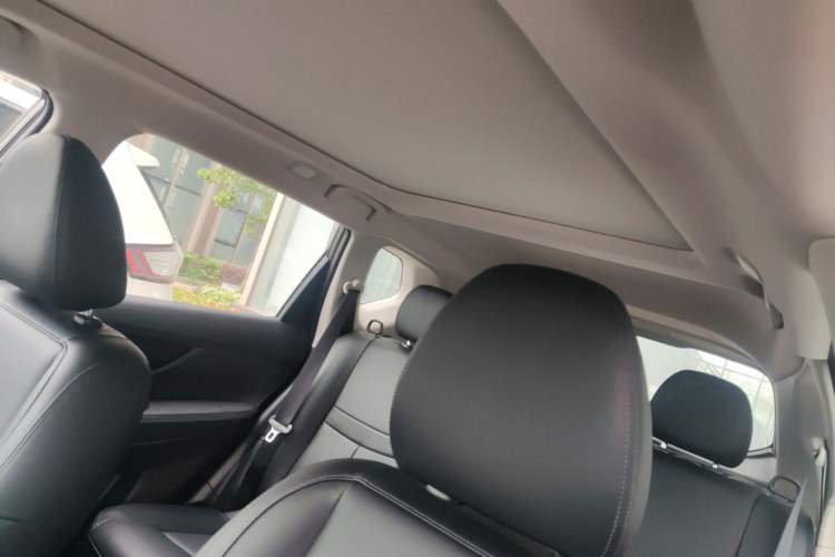 Used Nissan X-Trail 2023 Classic 2.0L Two-Wheel Drive Smart Connect & Comfort Edition
