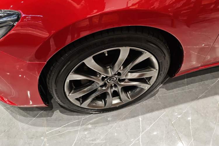 Used Mazda Atenza 2017 2.5L Blue Sky Prestige Edition Left Front Wheel Hub