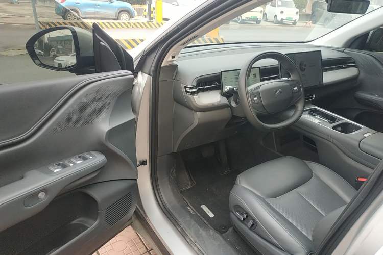 Used XPeng G6 2025 625 Long-Range Max Flagship Edition Interior 3