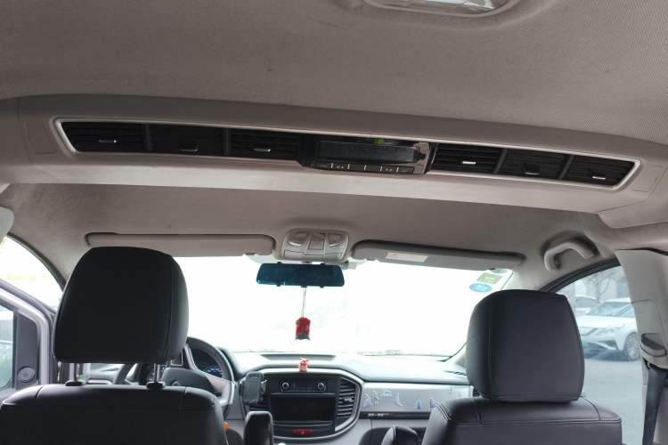 Used JAC Refine M4 2019 Business & Travel Series 2.0L Manual Comfort Model China V Standard
