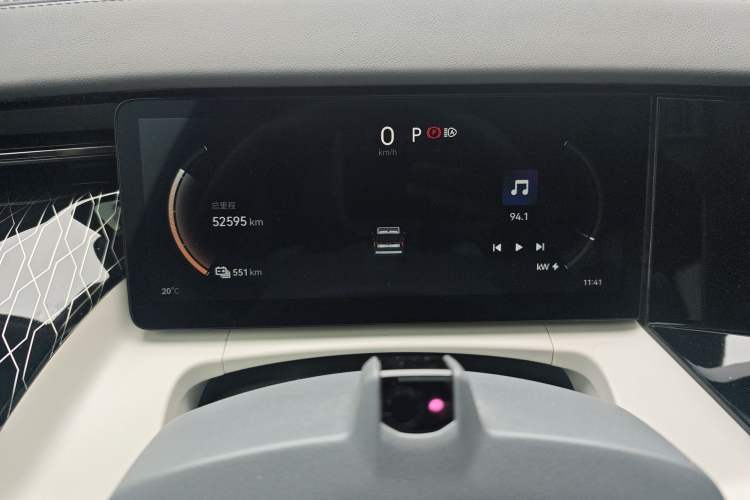 Used Zeekr 009 2022 Revised WE Version Instrument Cluster