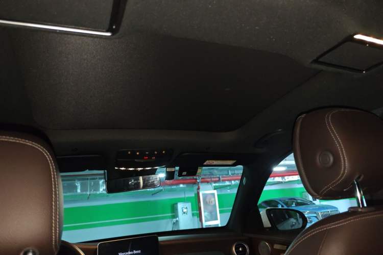 Used Mercedes-Benz GLC 2021 GLC 300 L 4MATIC Dynamic Model Headliner