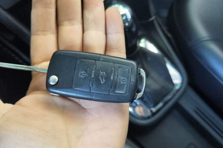 Used Volkswagen Santana 2015 1.6L Automatic Comfort Edition
