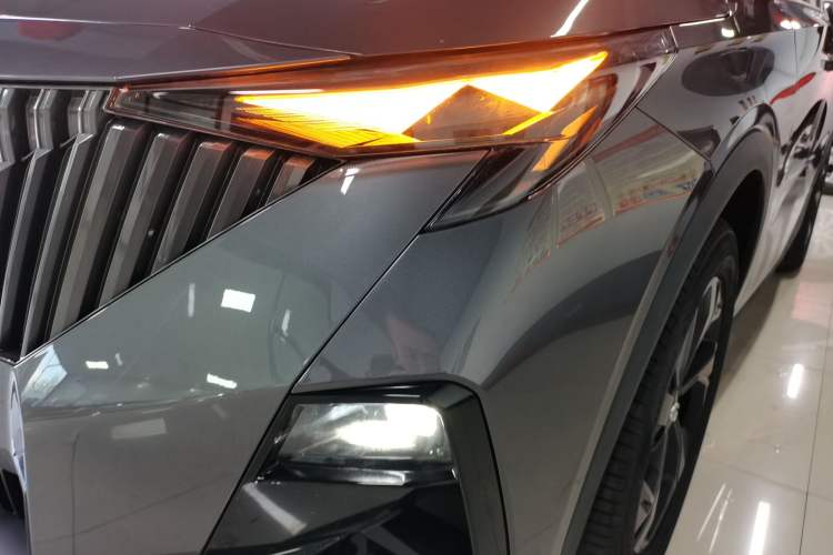 Used GAC Trumpchi GS3 2026 Model Shadow Speed 270T Enjoyment Edition Left Front Headlight