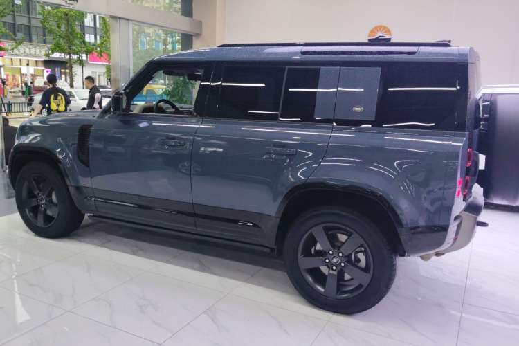 Used Land Rover Defender 2022 110 P400 X-DYNAMIC HSE