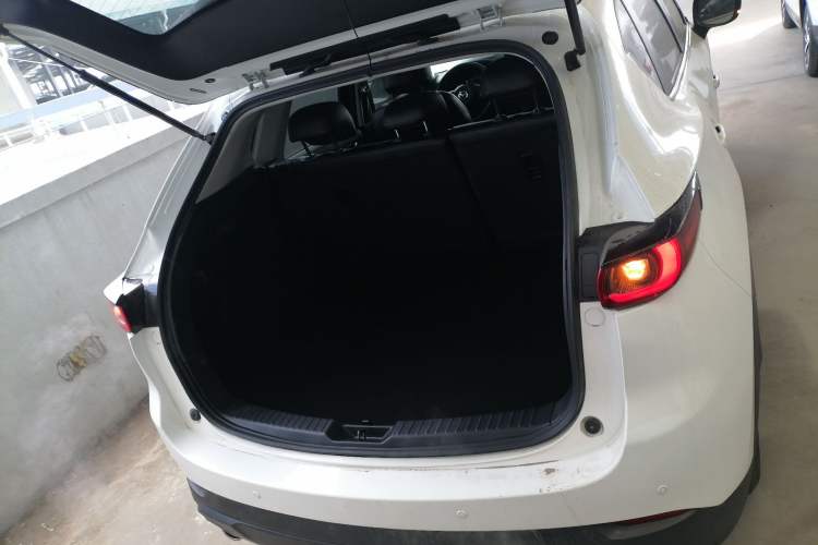 Used Mazda CX-5 2022 2.0L Automatic Two-Wheel Drive Smart Edition Trunk