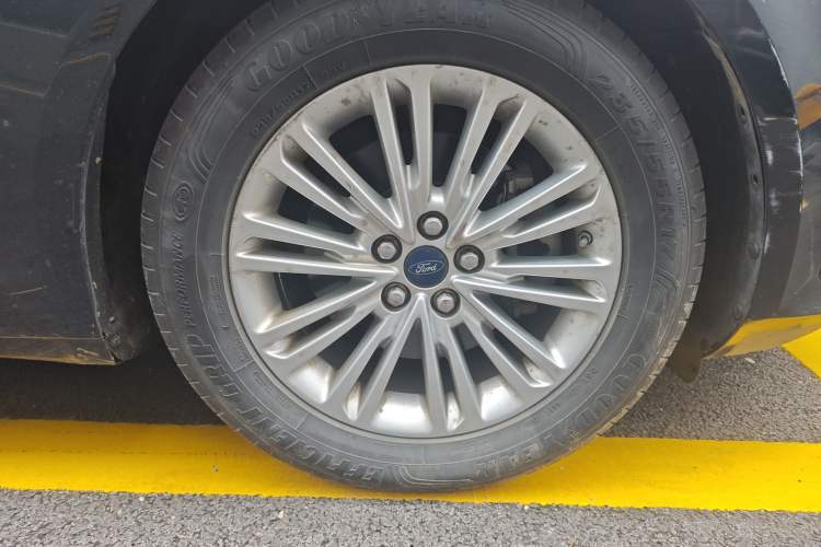 Used Ford Taurus 2015 EcoBoost 245 Fashion Edition