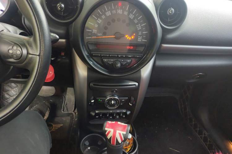 Used MINI Countryman 2014 1.6L COOPER Fun
