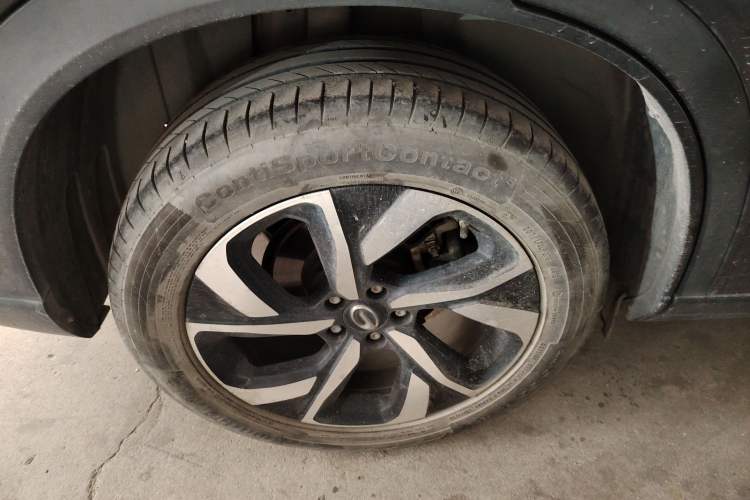 Used GAC Trumpchi GS5 2019 270T Automatic Luxury Edition Right Rear Wheel Hub