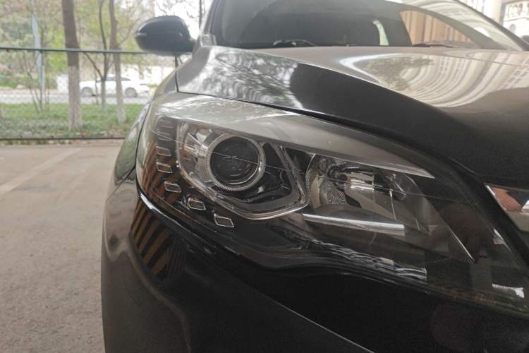 Used Leopaard CS10 2017 1.5T Manual Prestige Model
