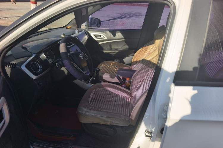 Used Brilliance V3 2015 1.5T Manual Urban Model
