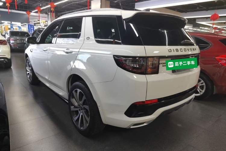 Used Land Rover Discovery Sport 2020 249 PS R-Dynamic Performance Tech Edition 7 Seats Rear Left 45 Deg