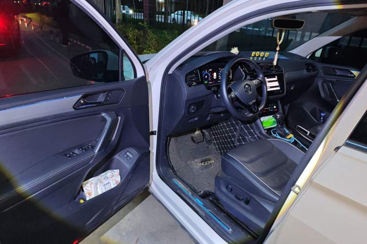 Used Volkswagen Tiguan L New Energy 2020 430 PHEV Plug-in Hybrid Flagship Edition Driver Seat