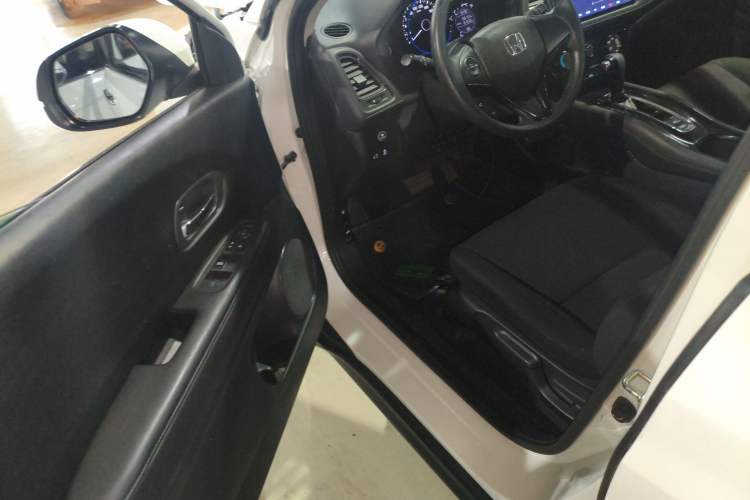 Used Honda Vezel 2017 1.5L CVT 2WD Comfort Model