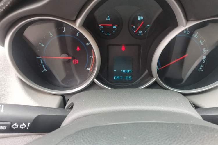 Used Chevrolet Cruze 2013 1.6L SL MT
